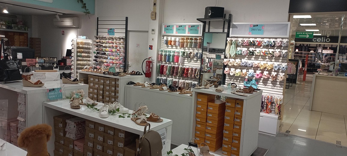 ACCESSOIRES CHEVEUX ET BASKETS BOUTIQUE ZAIAI NOUMEA CENTRE VILLE QUARTIER ALMA