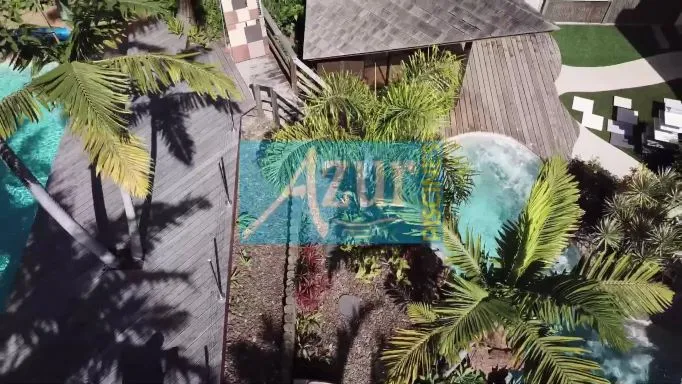 AZUR-PISCINES- NOUMEA NC