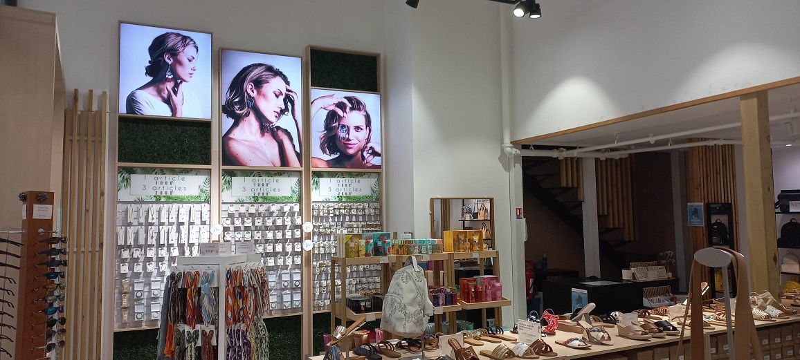 BIJOUX ACCESSOIRES ET PARFUMS TED ROSS DUMBEA MALL NC