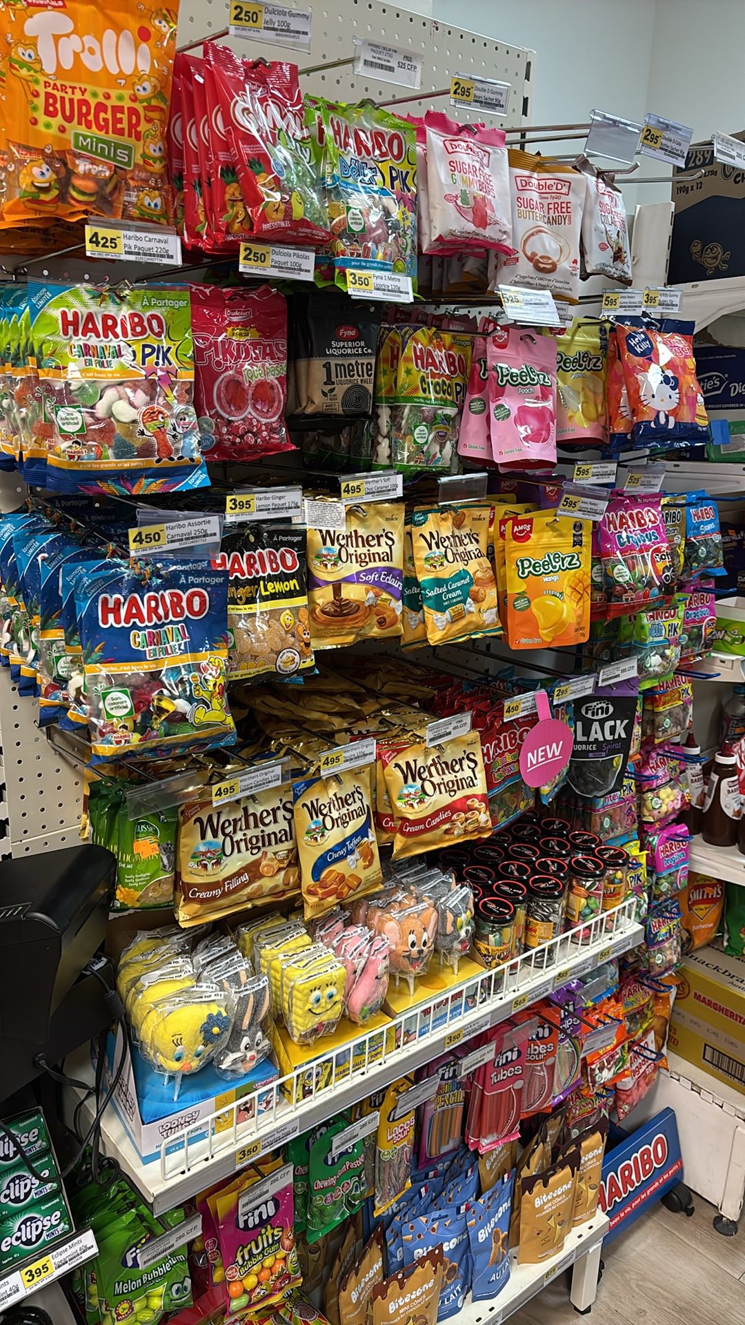 BONBONS INTERNATIONAL FOODIES NOUMEA