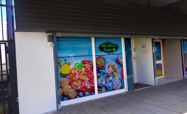 DEVANTURE IKNTERNATIONAL FOODIES NOUMEA