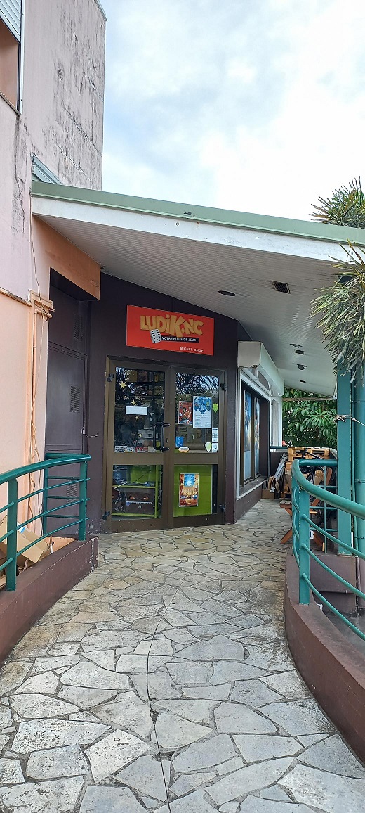 ENTREE LUDIK MICHEL ANGE NOUMEA