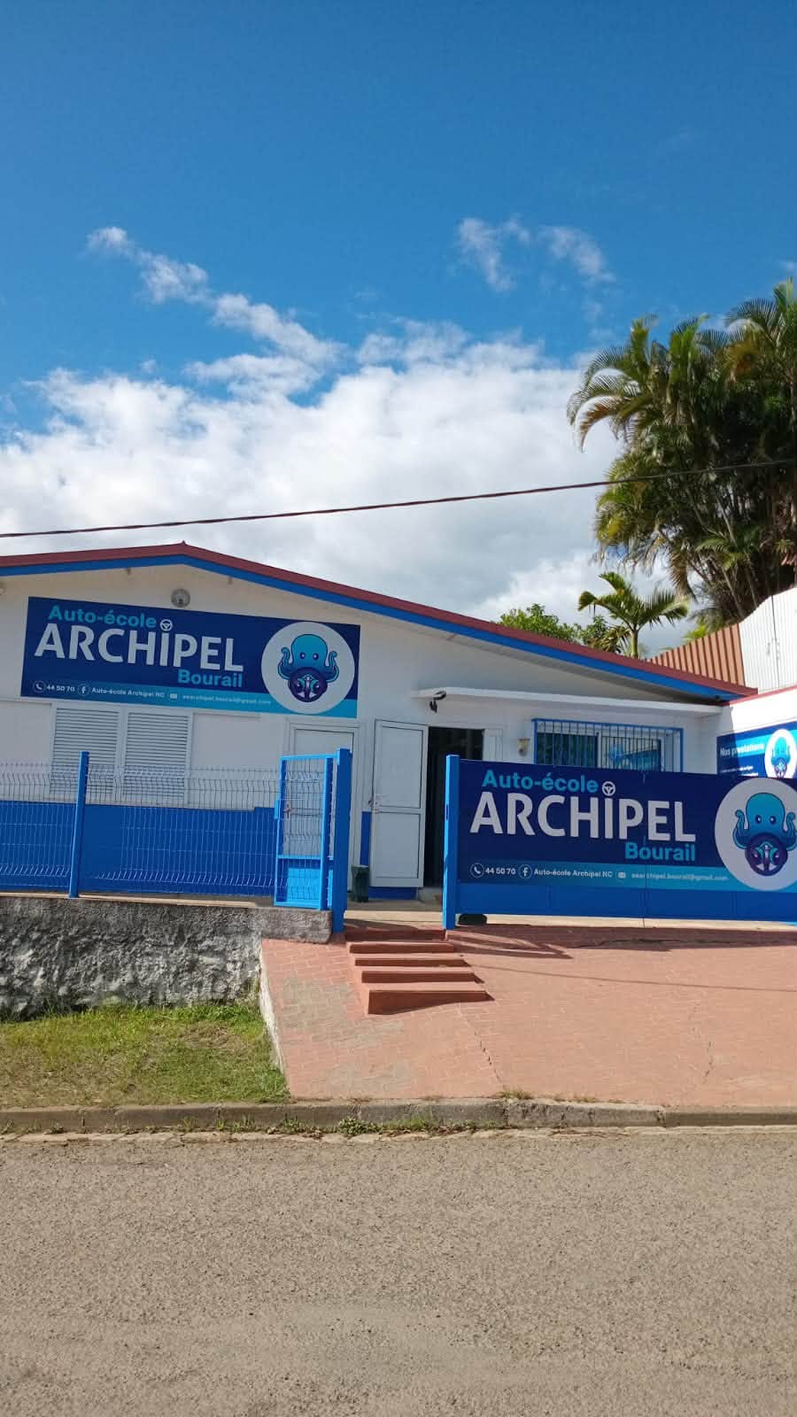 FACADE AUTO ECOLE ARCHIPEL BOURAIL