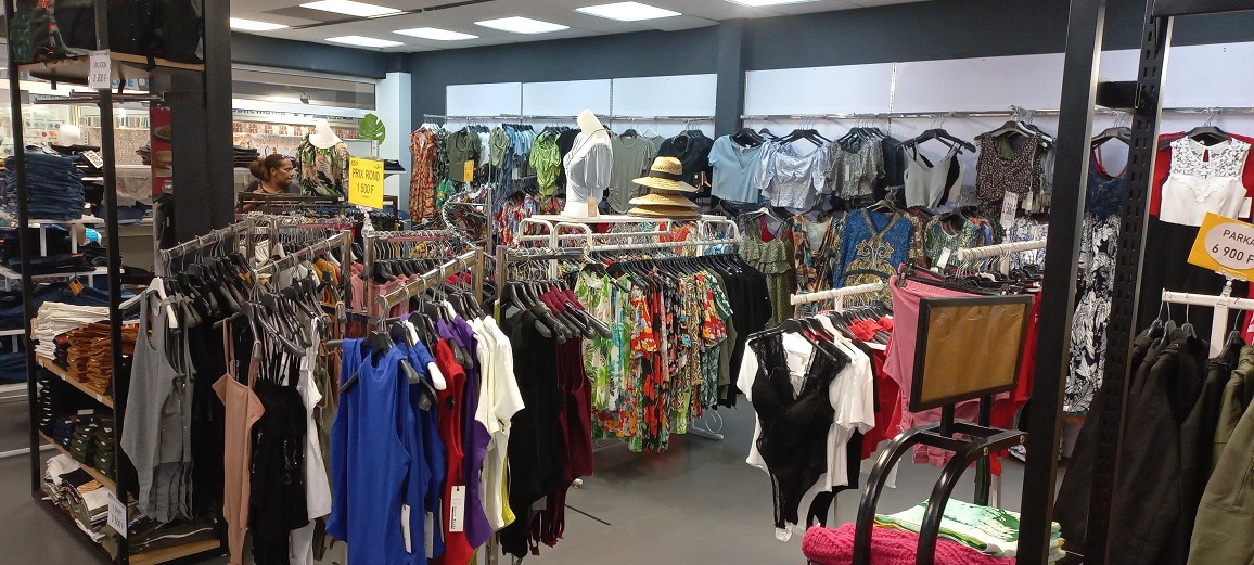 GALERIE NOUMEA CENTRE BOUTIQUE FEMME GRAND RECIF NOUMEA