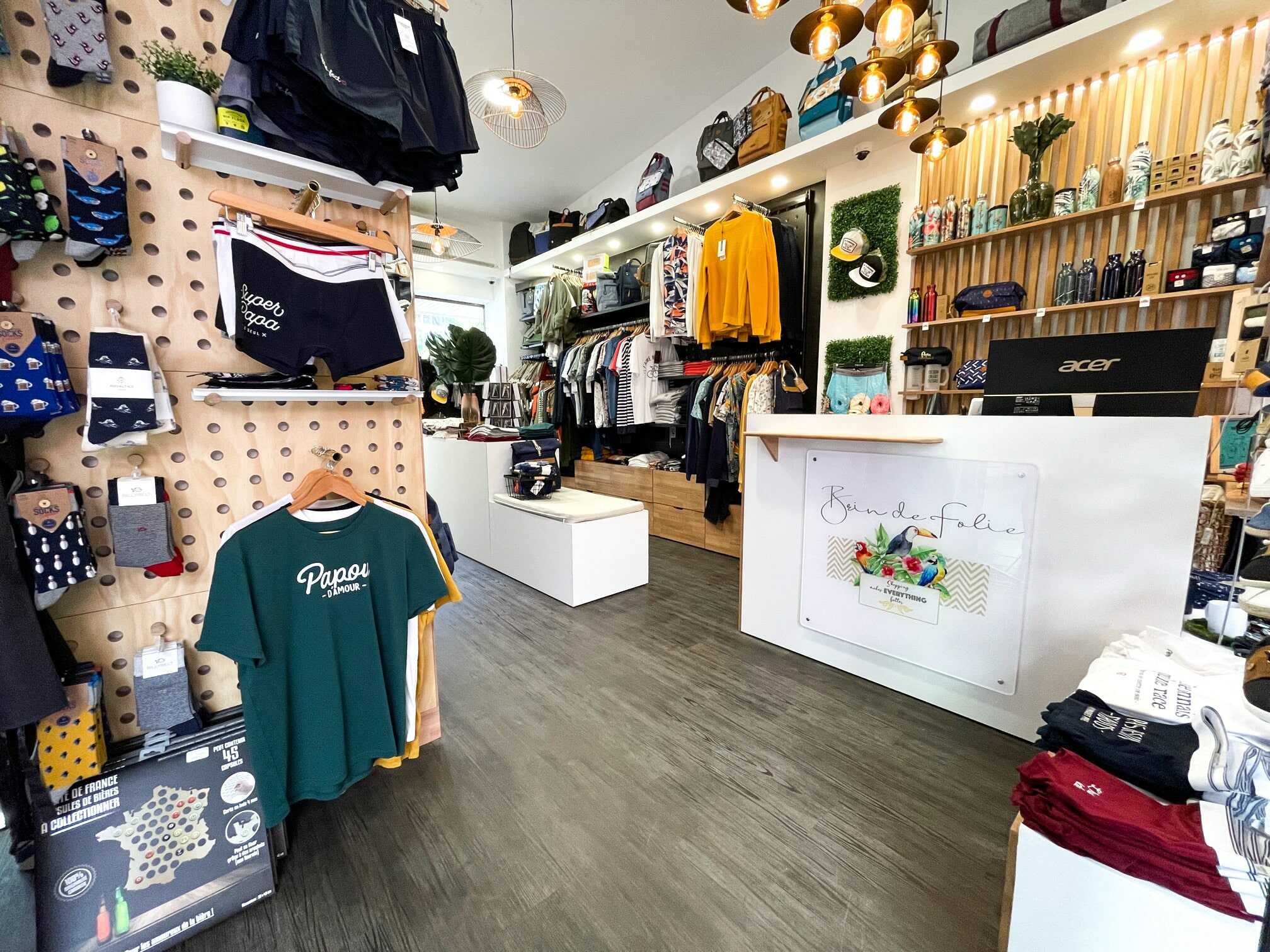 BRIN DE FOLIE HOMME PORT PLAISANCE NOUMEA NC