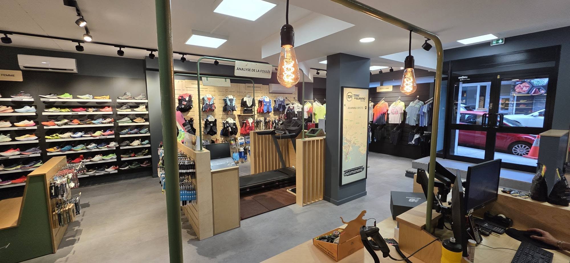 TERRE DE RUNNING NOUMEA INTERIEUR MAGASIN 3