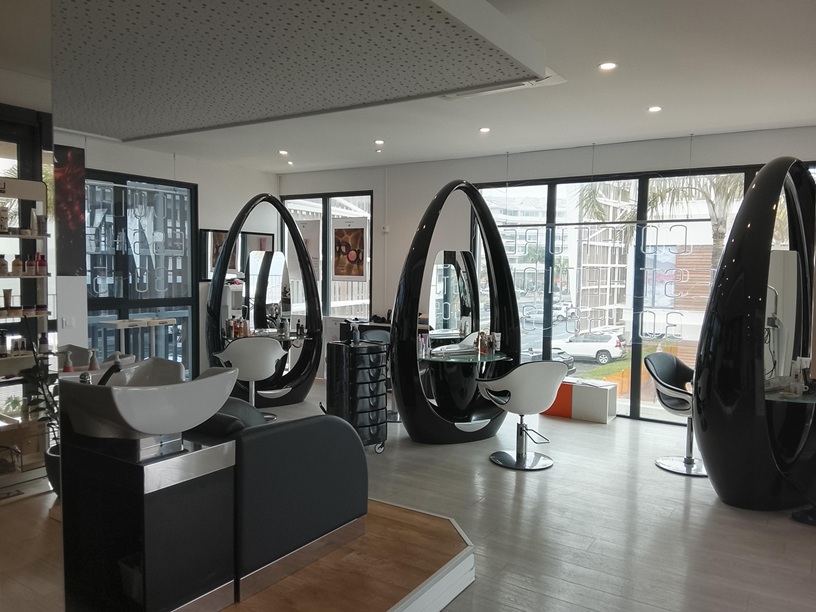 INTERIEUR SALON LOU B COIFFURE NOUMEA