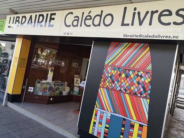 LIBRAIRIE CALEDO LIVRES NOUMEA DEVANTURE