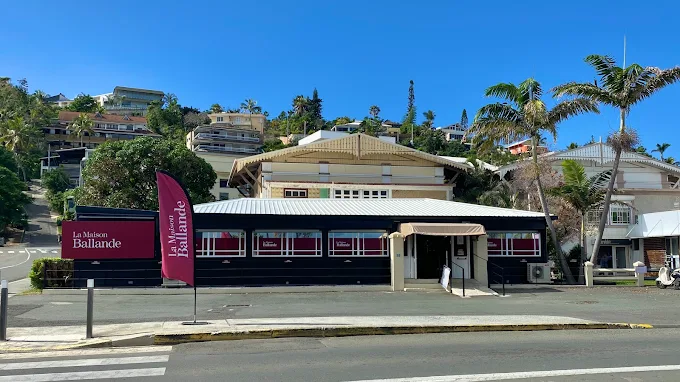 La Maison Ballande-devanture-noumea
