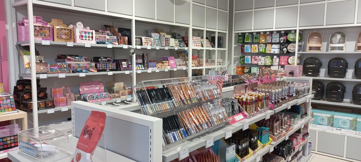 MAQUILLAGE BLOOMY NC