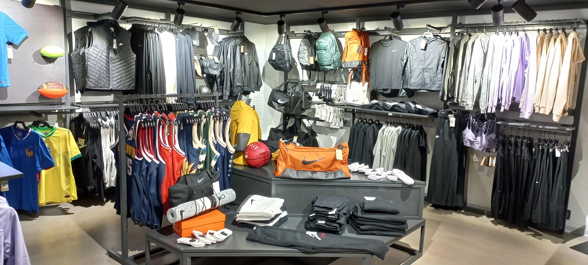 NIKE CORNER HOT SPOT NOUMEA