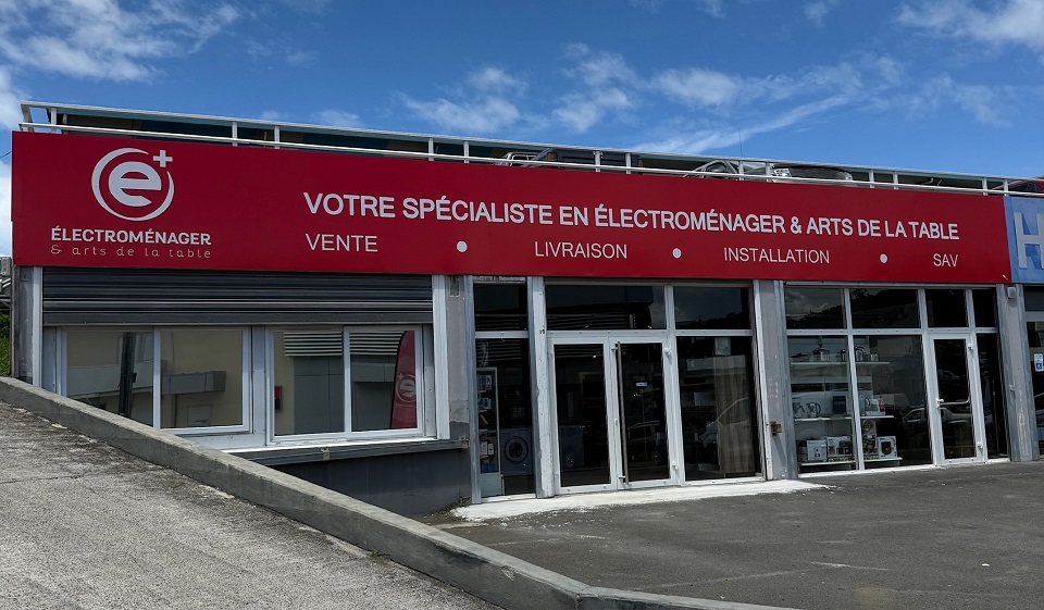 NOUVELLE DEVANTURE EPLUS NOUMEA