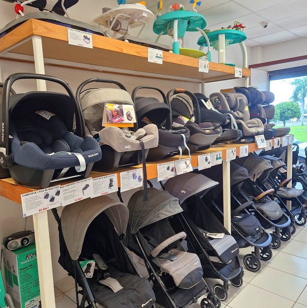POUSSETTES COSY ET SIEGES AUTO BEBE ROI NOUMEA