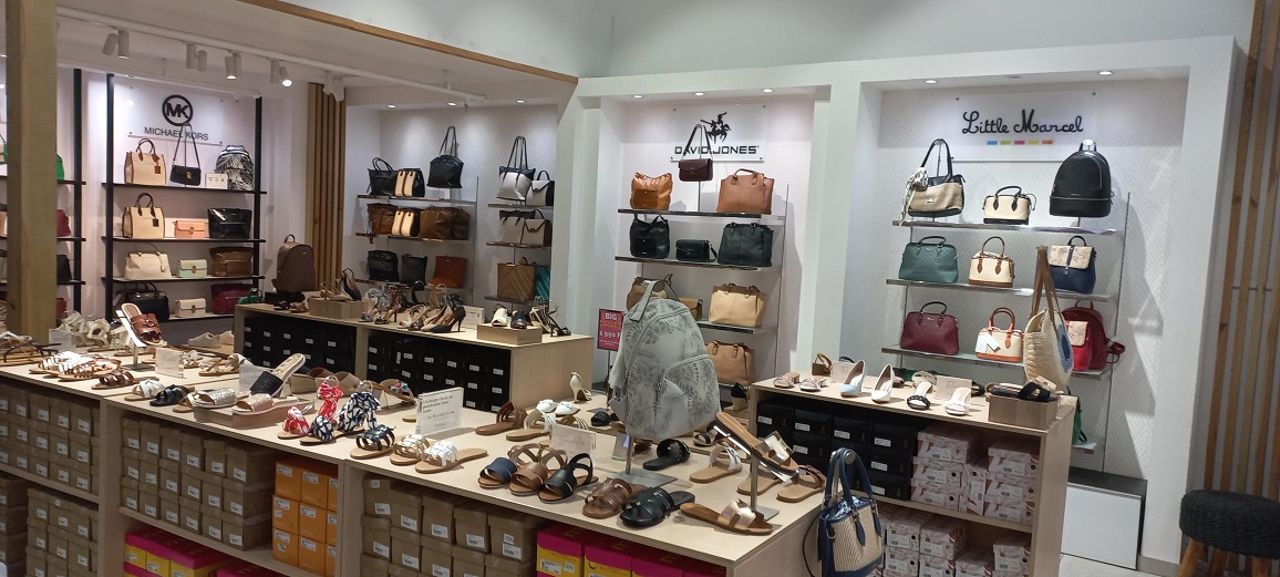 SACS A MAIN ET CHAUSSURES TED ROSS DUMBEA NC