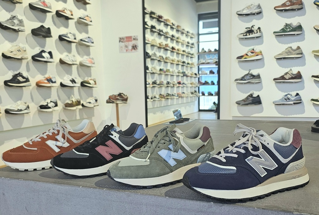 SNEAKERS CORNER NOUMEA BASKETS NEW BALANCE