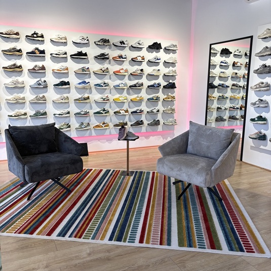 SNEAKERS CORNER NOUMEA ESPACE SALON