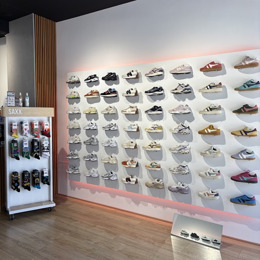 SNEAKERS CORNER NOUMEA INTERIEUR MAGASIN