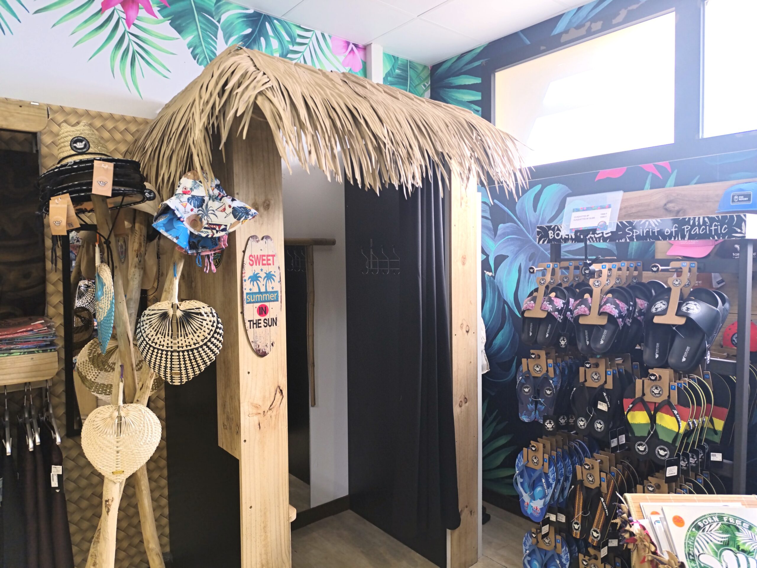 cabine d'essayage boutique born free auteuil