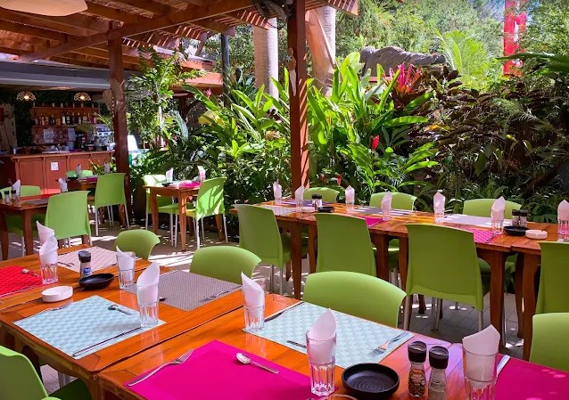 intérieur-les-jardins-hotel-du-centre-noumea