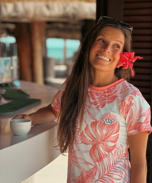 t-shirt-corail-femme-born-free-noumea